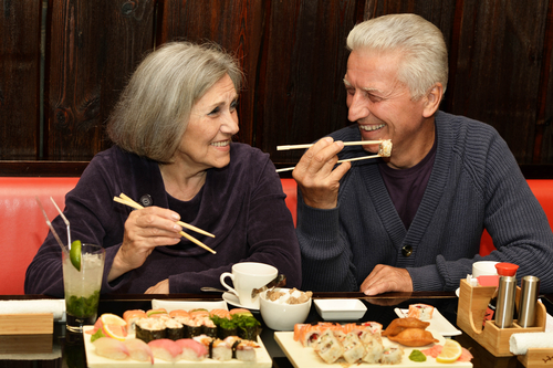 eat with dentures